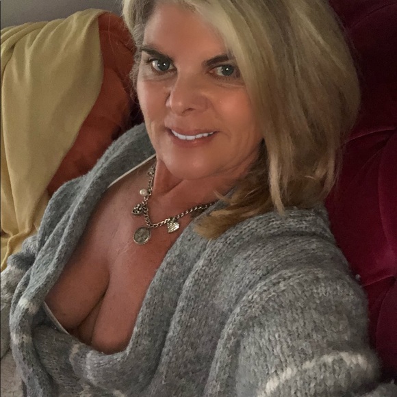 Meet your Posher, Kathy - Picture 4 of 4